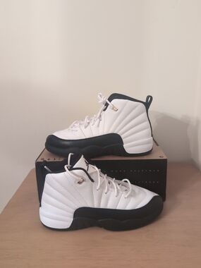 NIKE Air Jordan 12 Retro Little Kids' 3Y | White Black Taxi 151186-117 No Lid